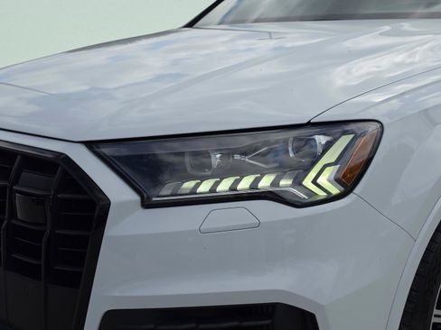 Used 2021 Audi Q7 3.0T Prestige w/ Prestige Package AWD/4WD image 40