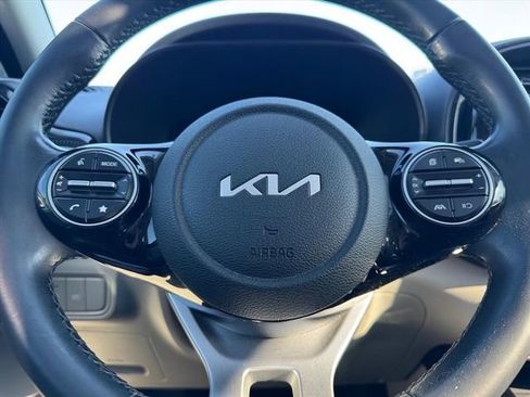 Used 2023 Kia Soul EX FWD image 16