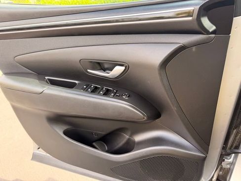 Used 2023 Hyundai Tucson SEL w/ Convenience Package FWD image 14
