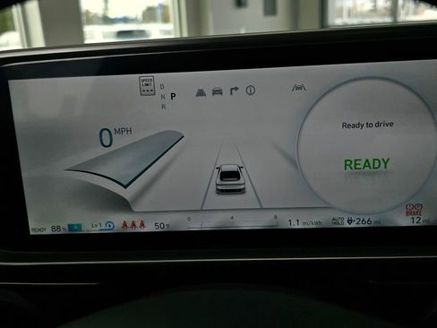 New 2025 Hyundai Ioniq 6 SEL image 19