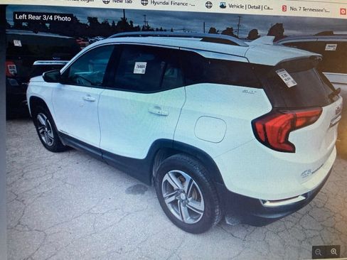 Used 2020 GMC Terrain SLT w/ LPO, Floor Liner Package FWD image 4