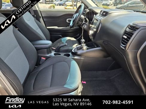 Used 2018 Kia Soul + FWD image 19