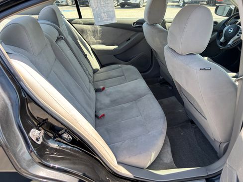 Used 2010 Nissan Altima 2.5 S image 19