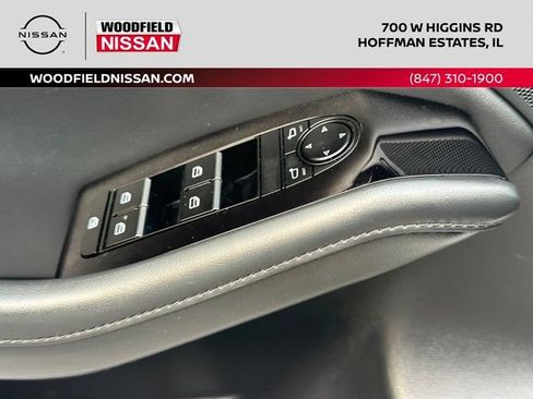 Used 2024 MAZDA MAZDA3 s FWD image 19