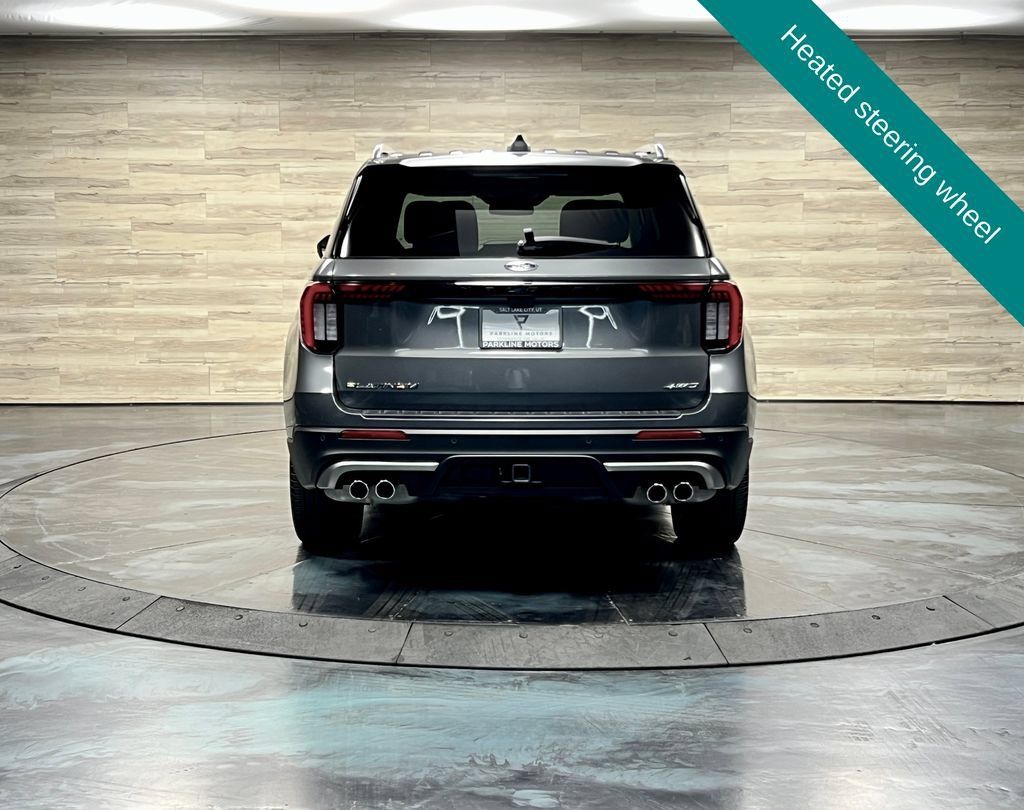 Used 2025 Ford Explorer Platinum w/ Ultimate Package AWD/4WD image 19