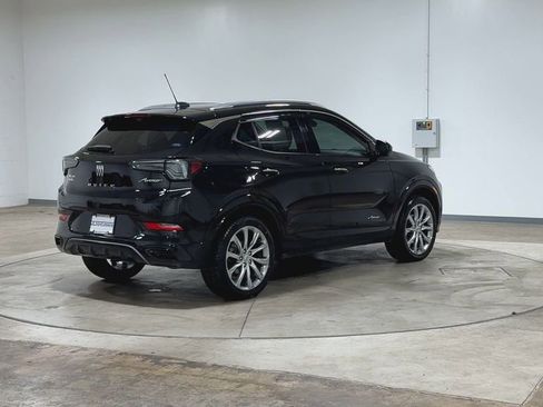 Used 2024 Buick Encore GX Avenir w/ Avenir Technology Package image 9