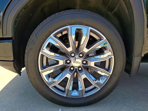 Used 2023 GMC Sierra 1500 Denali AWD/4WD image 28
