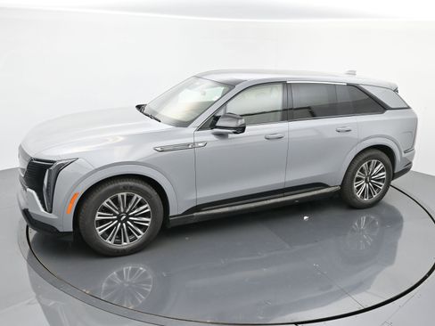 New 2026 Cadillac Escalade IQ Sport 1 w/ LPO, Floor Liner Package image 16