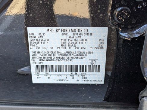 New 2025 Ford Explorer Active image 18