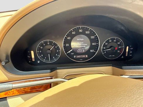Used 2009 Mercedes-Benz E 350 Sedan image 37