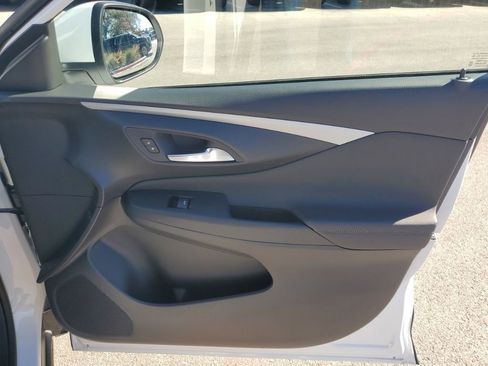 New 2026 Buick Envista Preferred image 13