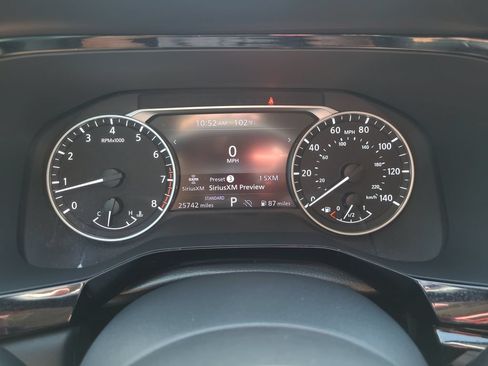 Certified 2024 Nissan Pathfinder SV FWD image 30