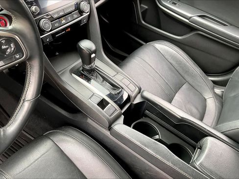 Used 2019 Honda Civic Sport Touring image 16