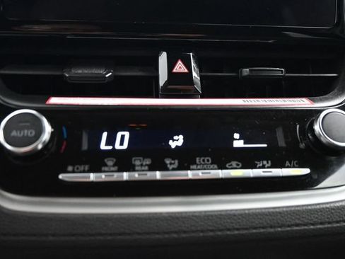 Used 2024 Toyota Corolla Cross LE FWD image 19