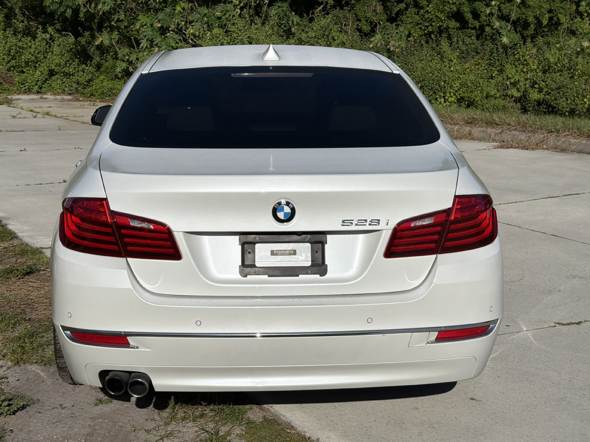 Used 2016 BMW 528i Sedan RWD image 5
