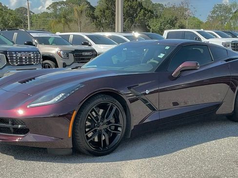Used 2017 Chevrolet Corvette Stingray Coupe image 2