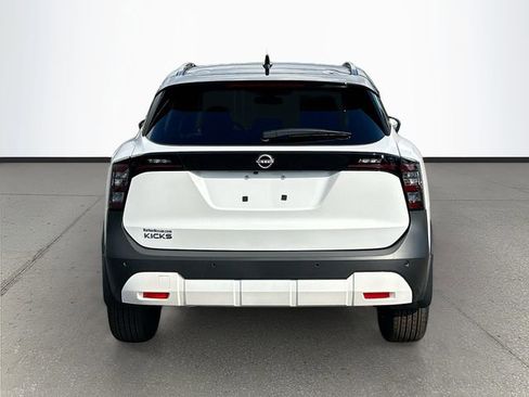 New 2026 Nissan Kicks SV w/ SV Premium Package FWD image 24