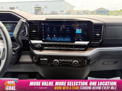 Used 2026 Chevrolet Silverado 2500 LT AWD/4WD image 15
