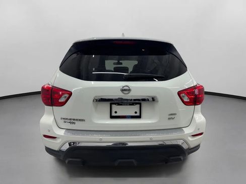 Used 2020 Nissan Pathfinder SV AWD/4WD image 8