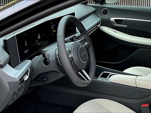 New 2026 Hyundai Sonata SEL FWD image 7
