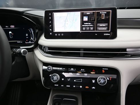 Used 2026 INFINITI QX60 Pure w/ Cargo Package image 28