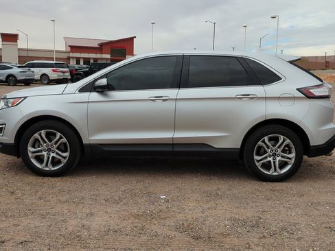 Used 2018 Ford Edge Titanium image 7