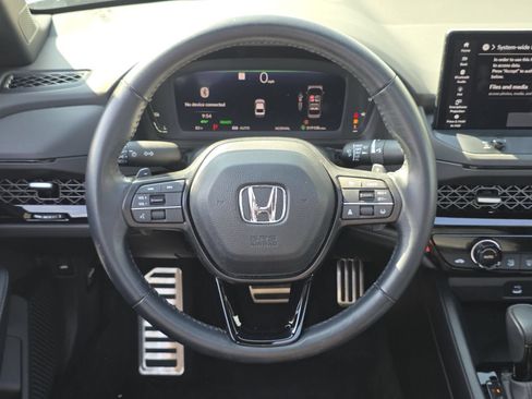 Used 2024 Honda Accord Sport image 27