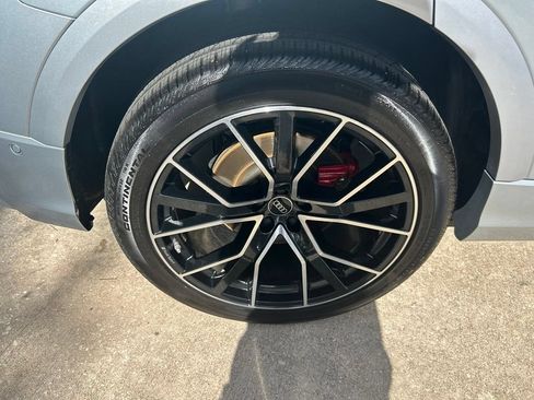 Used 2023 Audi Q8 Premium Plus w/ Premium Plus Package AWD/4WD image 27