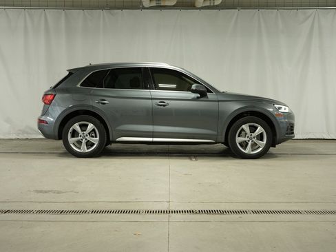 Used 2020 Audi Q5 2.0T Premium Plus w/ Premium Plus Package image 6