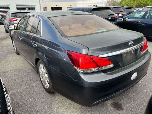 Used 2011 Toyota Avalon Limited image 6