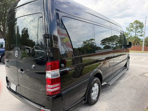 Used 2012 Mercedes-Benz Sprinter 2500 image 6