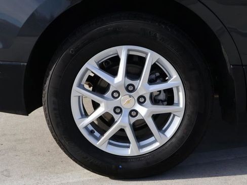 Used 2023 Chevrolet Equinox LT image 8