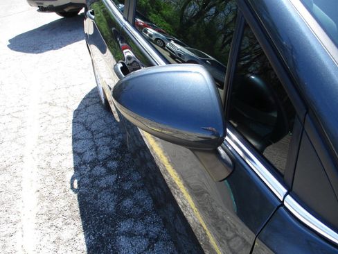 Used 2017 Chevrolet Cruze LT image 27