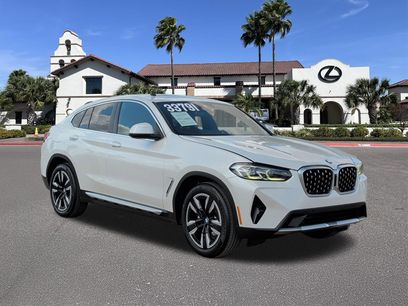 Used 2022 BMW X4 xDrive30i w/ Premium Package 2