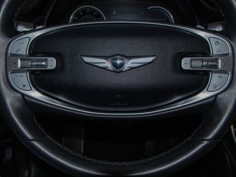 Used 2024 Genesis GV80 2.5T AWD/4WD image 12