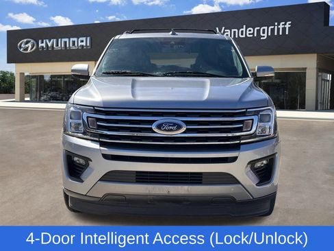 Used 2021 Ford Expedition XLT image 7