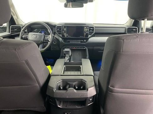 Used 2024 Toyota Tundra SR5 w/ SR5 Convenience Package AWD/4WD image 32