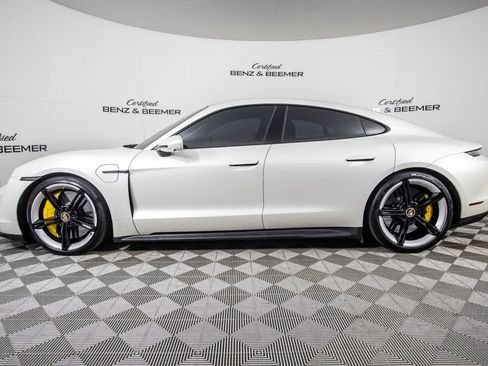 Used 2020 Porsche Taycan Turbo S AWD/4WD image 10