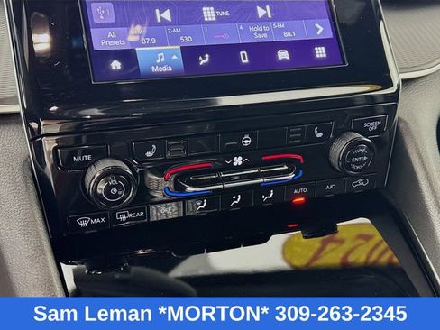 Used 2024 Jeep Grand Cherokee Altitude image 15