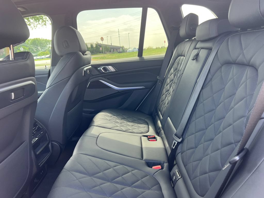 Used 2026 BMW X5 xDrive40i AWD/4WD image 5
