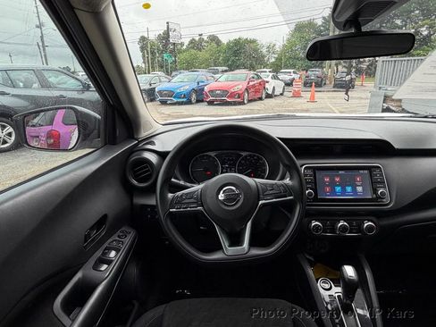 Used 2021 Nissan Kicks S FWD image 18
