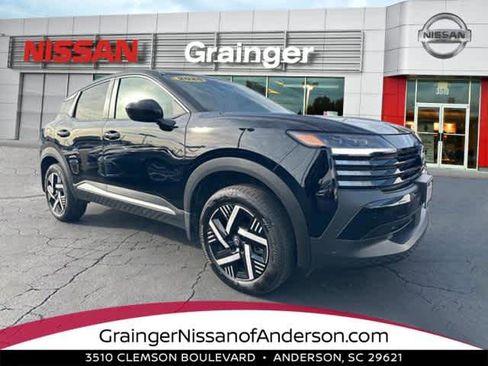 Used 2025 Nissan Kicks SV w/ Interior Electronics Package image 1