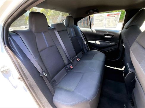 Used 2020 Toyota Corolla SE FWD image 25