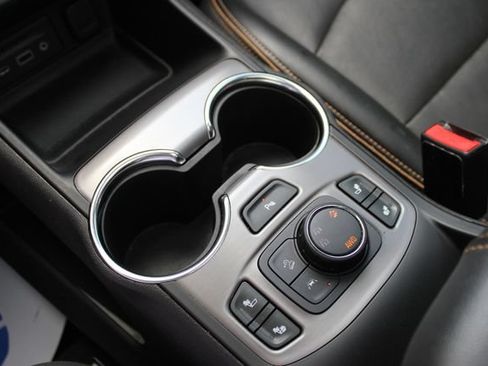 Used 2024 GMC Terrain AT4 w/ Infotainment Package II AWD/4WD image 19