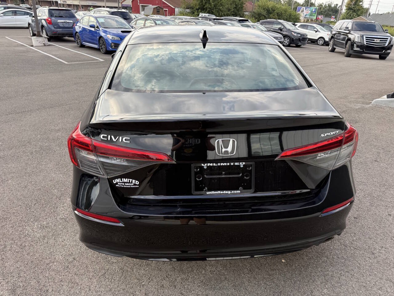 Used 2022 Honda Civic Sport image 11