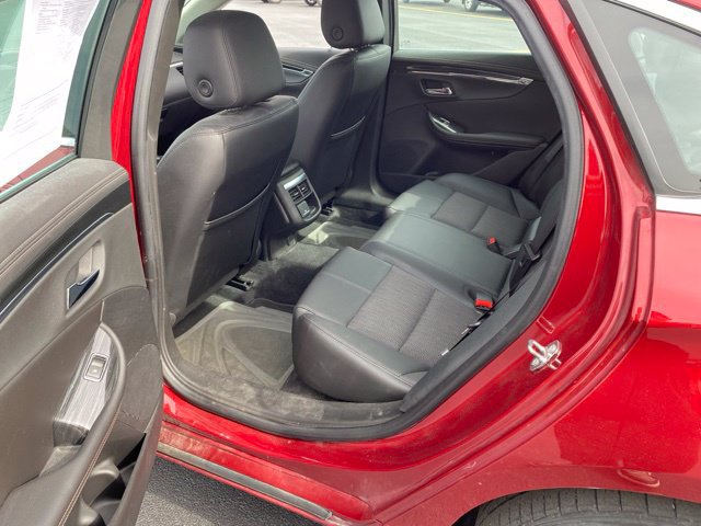 Used 2020 Chevrolet Impala LT w/ LT Convenience Package FWD image 5