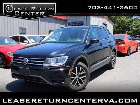 Used 2021 Volkswagen Tiguan SE w/ Panoramic Sunroof Package AWD/4WD image 1