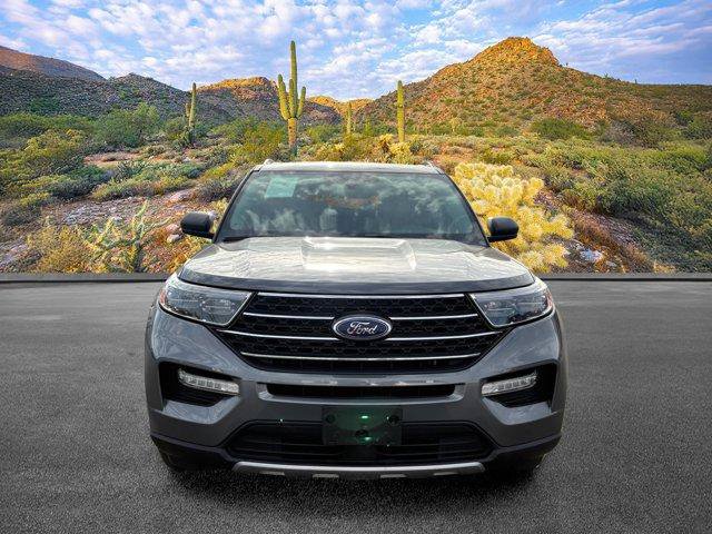 Used 2023 Ford Explorer XLT w/ Equipment Group 202A RWD image 9