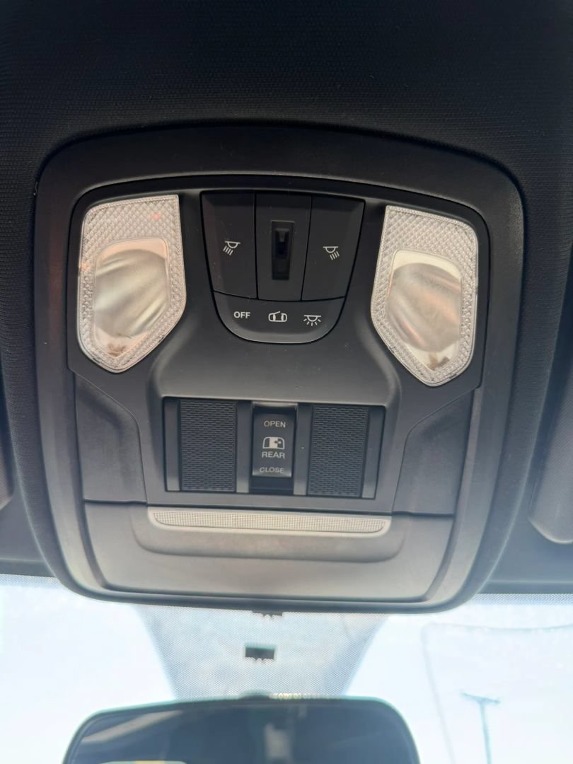 Used 2022 RAM 2500 Tradesman AWD/4WD image 30