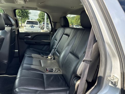Used 2013 Chevrolet Tahoe LT w/ Luxury Package RWD image 32